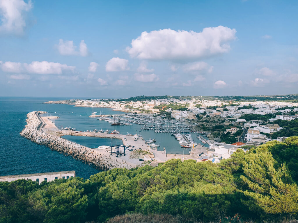 Coastline and Culture of Italy's Heel Catherine Burns